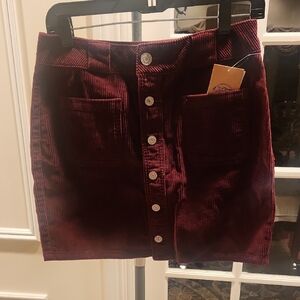 Dickies Corderoy Maroon Button Down Front Pocketed Skirt. NEW w/ Tags!